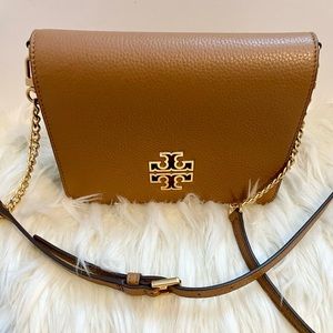 Tory Burch Britten combo adjustable crossbody in the color bark